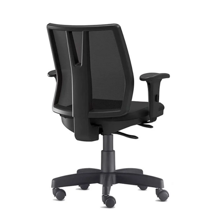 Cadeira Giratoria Diretor Addit com Regulagem no Encosto