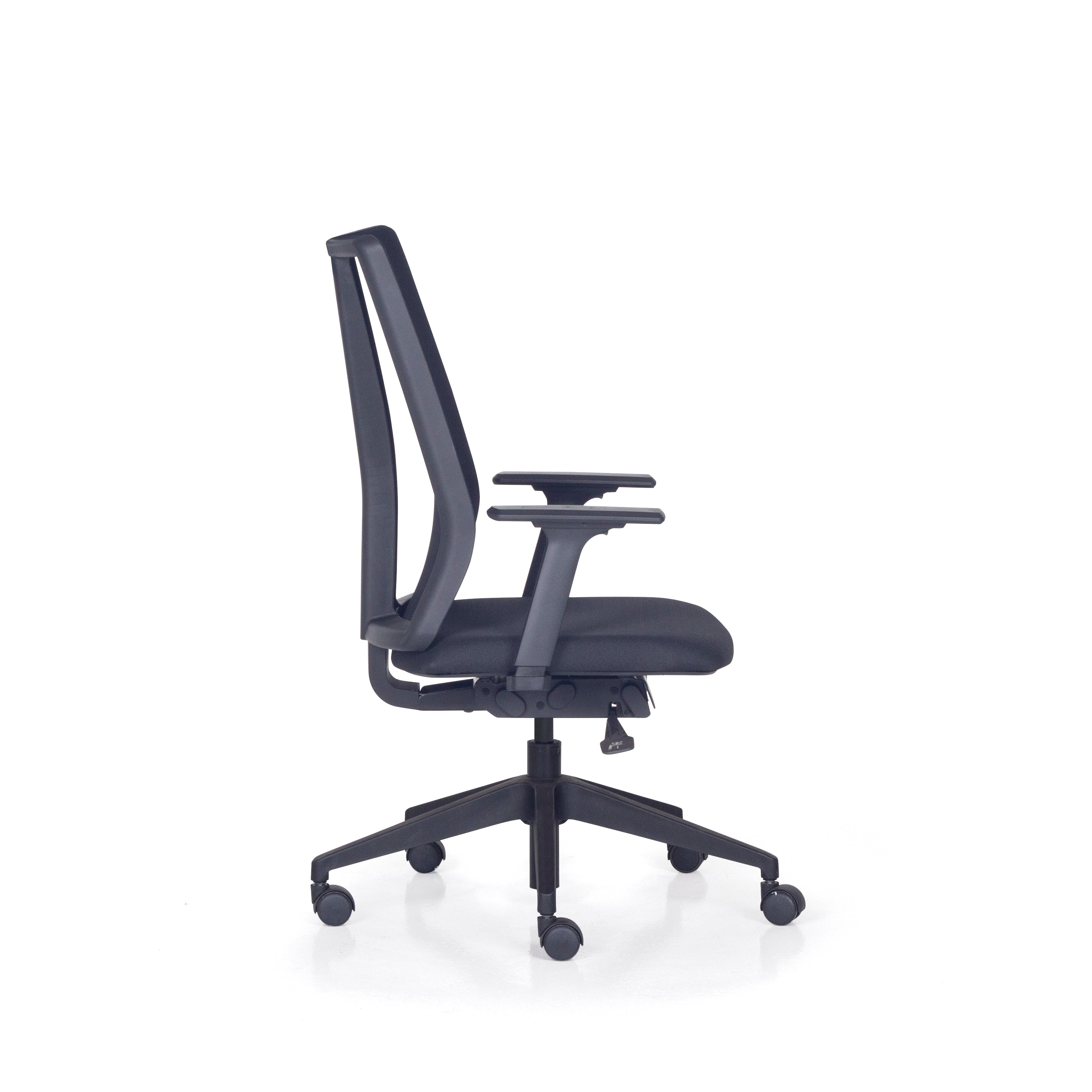 Cadeira Giratoria Presidente Addit com Regulagem no Encosto