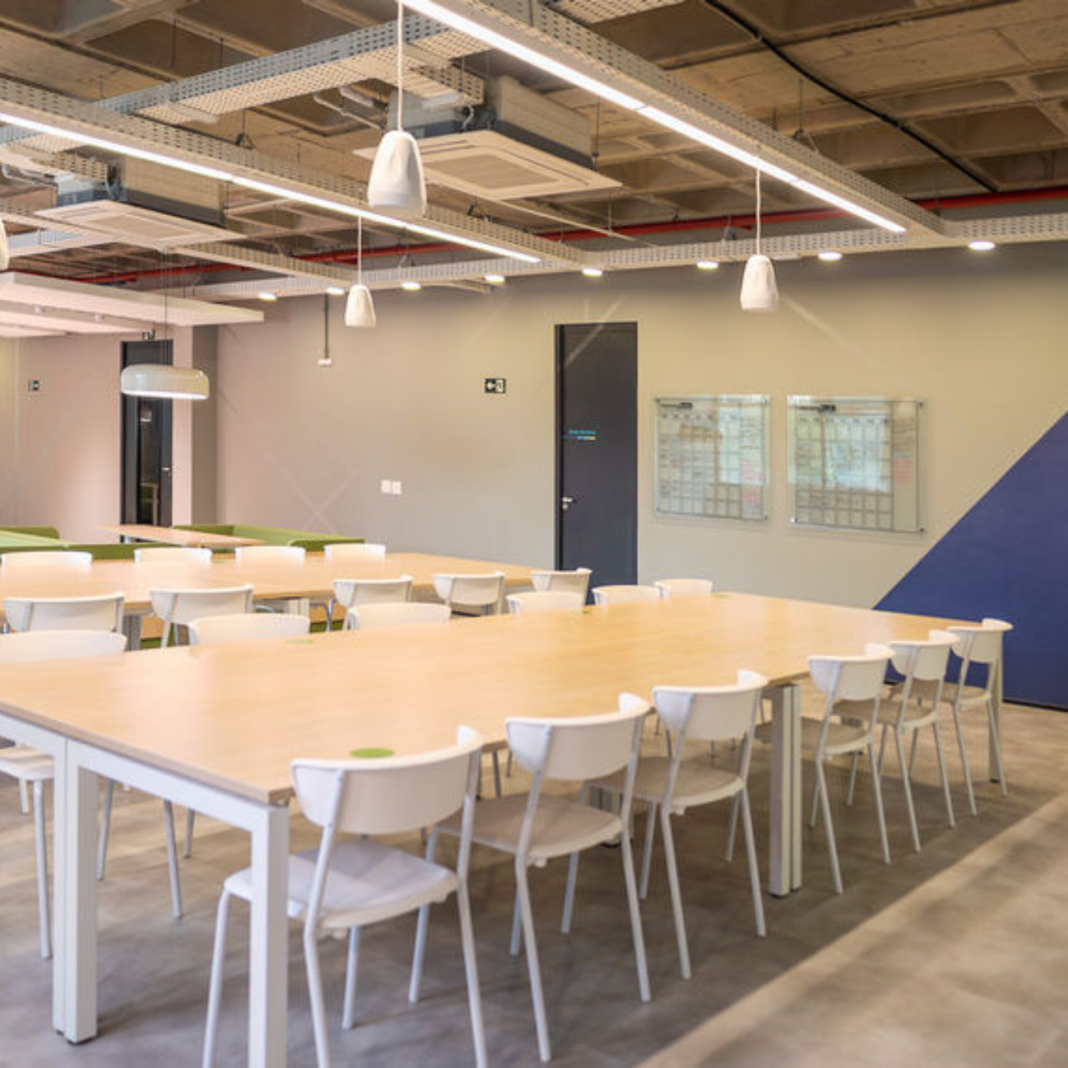 Cadeira Fixa 4 Pes Bit